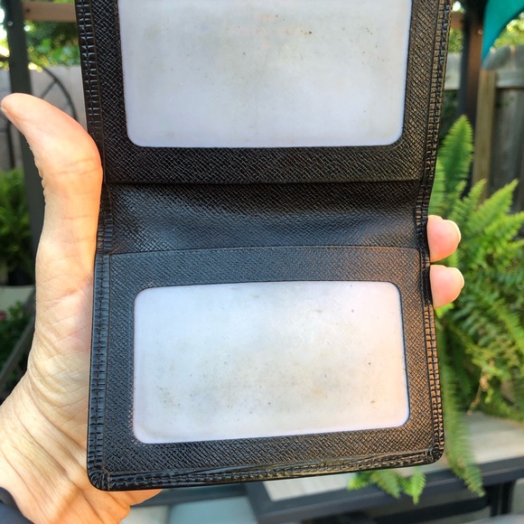 VINTAGE LOUIS VUITTON EPI BI FOLD BLACK LEATHER ID CARD HOLDER CASE - Picture 7 of 8